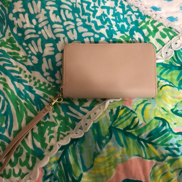 Handbags - Nude wristlet